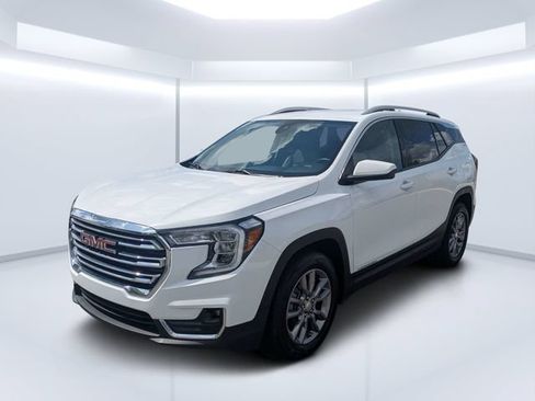 Used 2024 GMC Terrain SLT FWD image 7