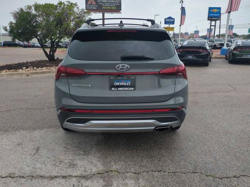 Used 2022 Hyundai Santa Fe SEL w/ Convenience Package FWD image 7