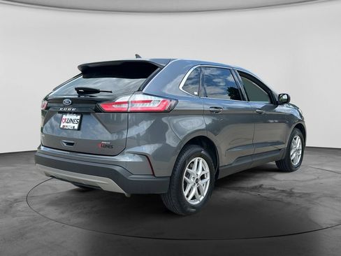 Used 2024 Ford Edge SEL AWD/4WD image 9