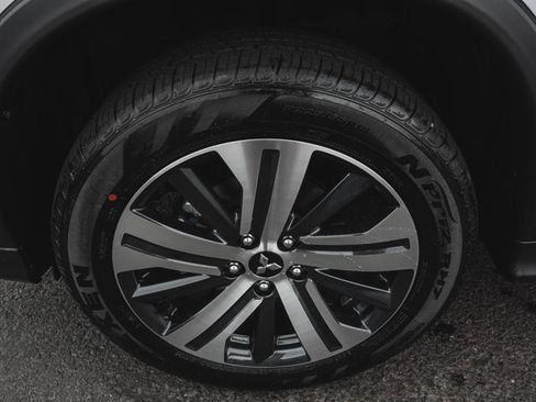 New 2025 Mitsubishi Outlander Sport SE image 8