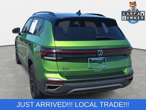 Used 2025 Volkswagen Taos SE FWD image 6