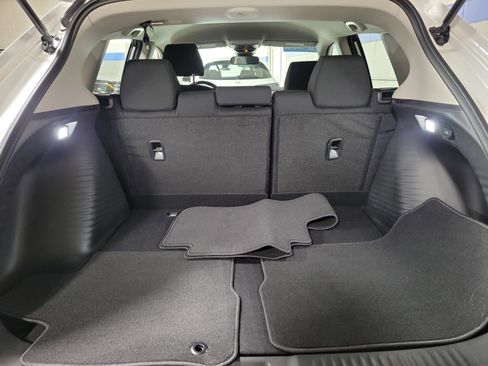 Certified 2025 Honda HR-V LX image 8