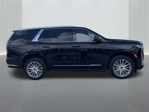 Used 2023 Cadillac Escalade Premium Luxury image 3