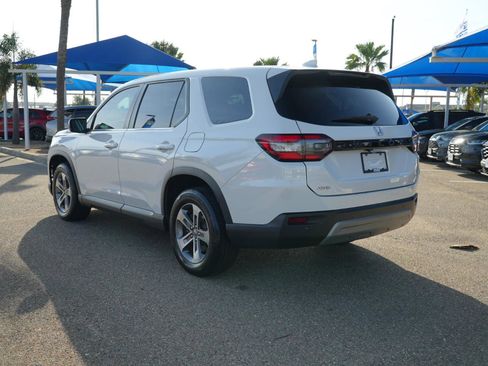 Used 2023 Honda Pilot EX-L image 7