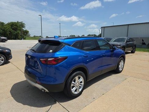 Used 2019 Chevrolet Blazer LT w/ Sound & Technology Package AWD/4WD image 8