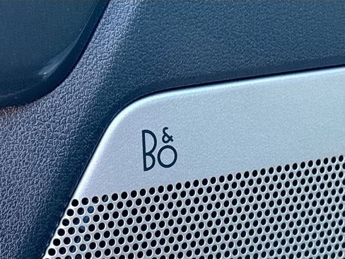 Used 2023 Ford F150 Lariat w/ Max Trailer Tow Package image 19