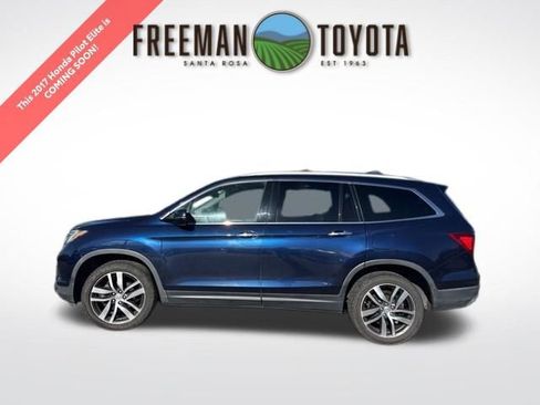 Used 2017 Honda Pilot Elite image 1