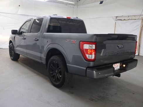Used 2022 Ford F150 XL w/ STX Appearance Package RWD image 5