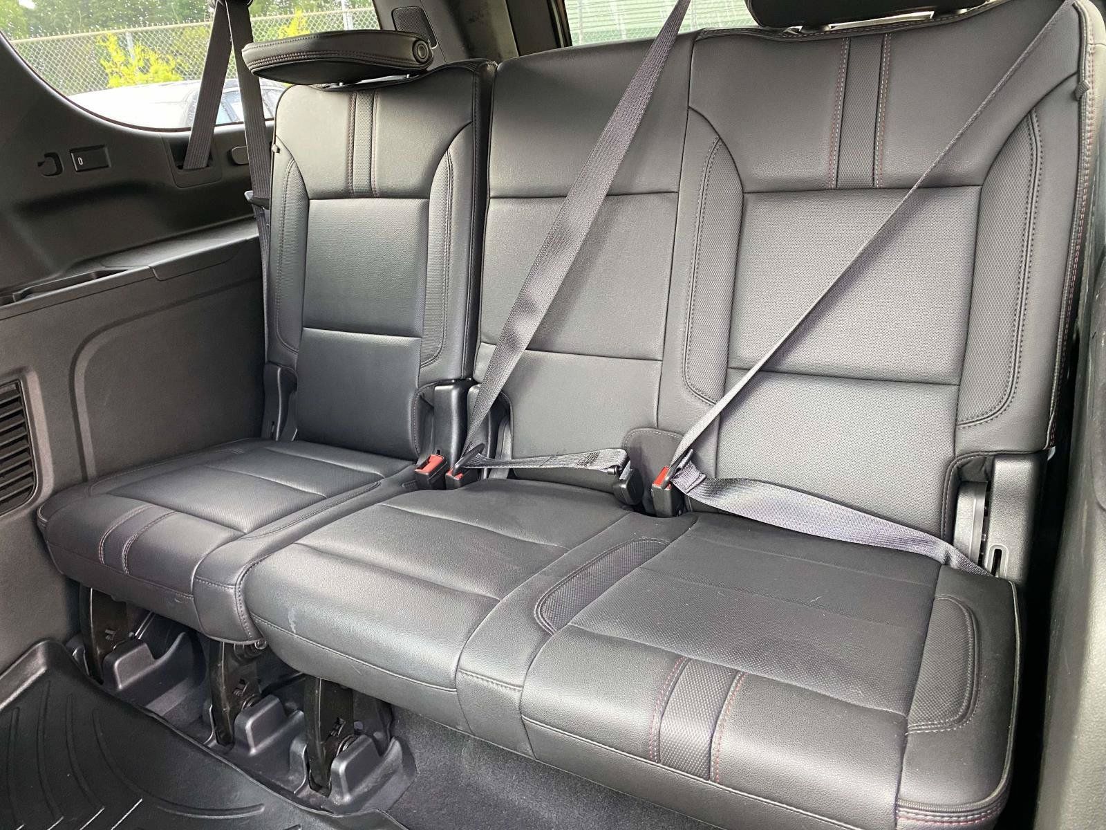 Used 2022 Chevrolet Suburban RST w/ Sport Performance Package AWD/4WD image 16