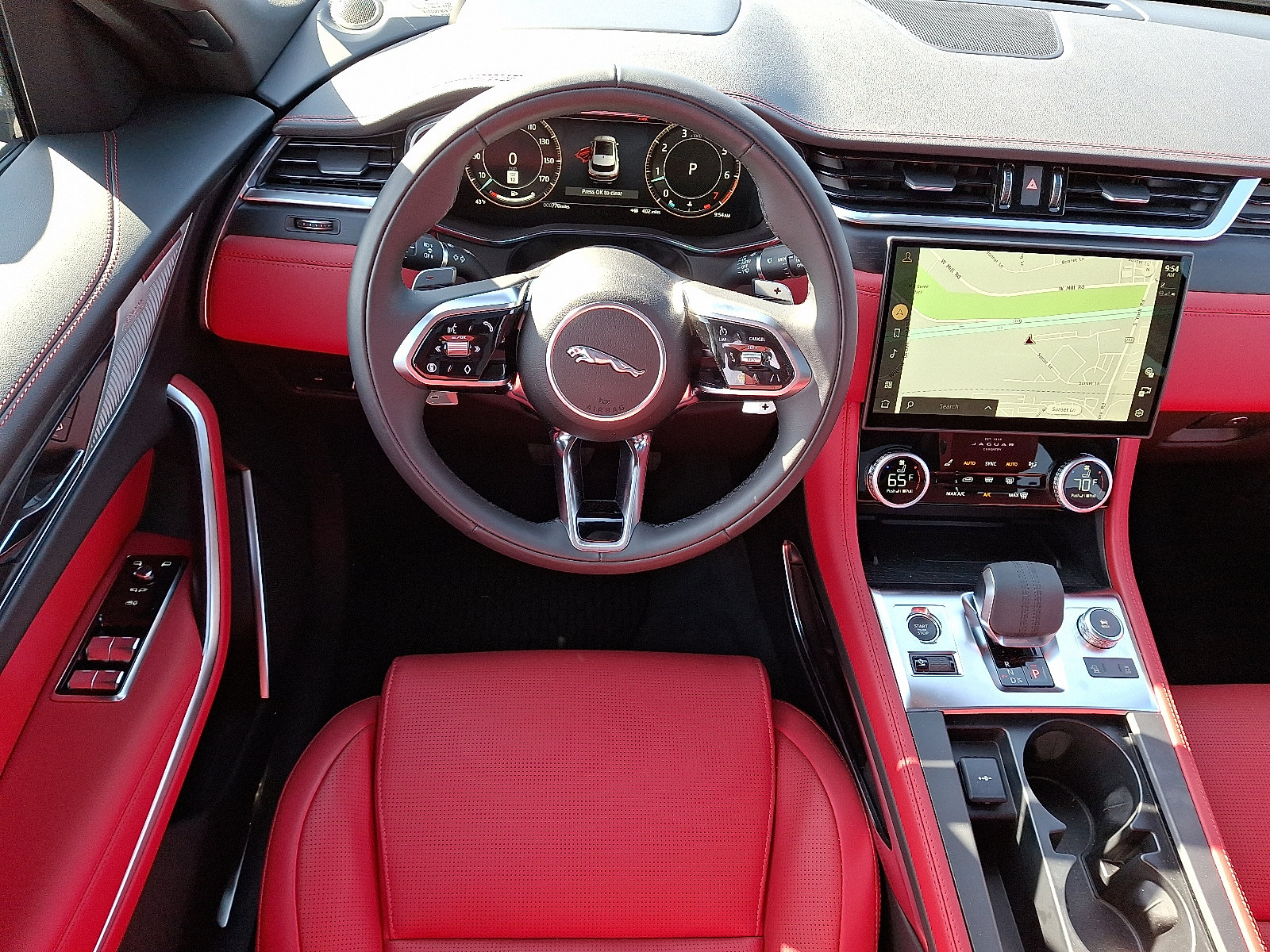 Used 2026 Jaguar F-PACE R-Dynamic S AWD/4WD image 4