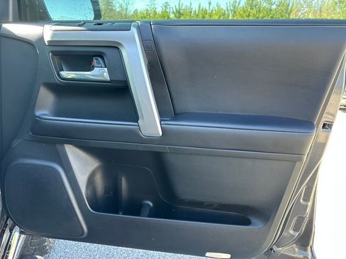 Used 2022 Toyota 4Runner Limited image 37