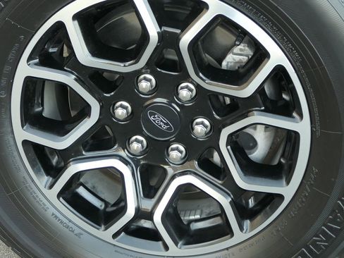 Used 2023 Ford F150 XLT w/ Equipment Group 302A High image 12