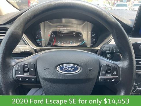 Used 2020 Ford Escape SE FWD image 15