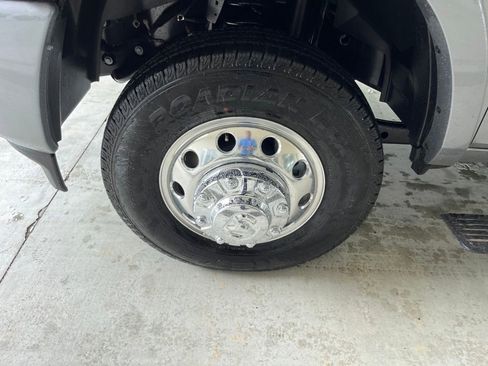 New 2023 RAM 3500 Limited image 13