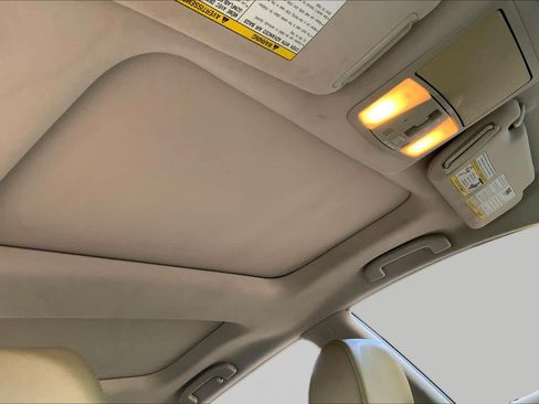 Used 2012 Nissan Murano SL FWD image 13