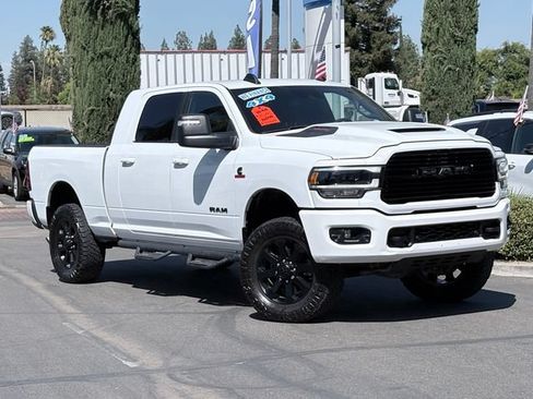 Used 2024 RAM 2500 Laramie w/ Night Edition AWD/4WD image 2