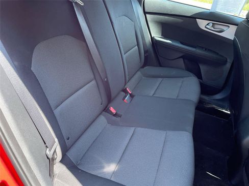 Used 2023 Kia Forte LXS w/ LXS Technology Package FWD image 16