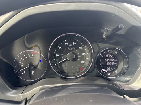 Used 2019 Honda HR-V LX image 25