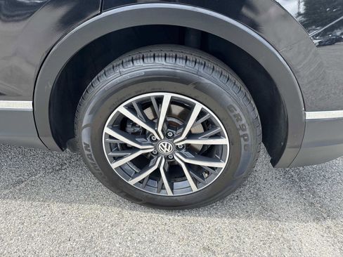 Used 2020 Volkswagen Tiguan SEL FWD image 6