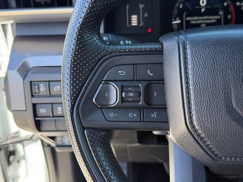 Used 2026 Toyota Tacoma SR5 AWD/4WD image 12