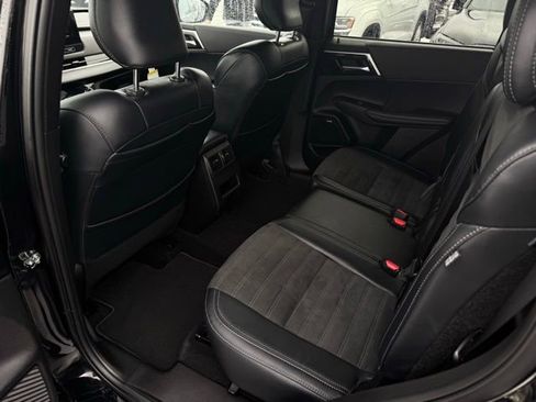 Used 2025 Mitsubishi Outlander Trail Edition image 20