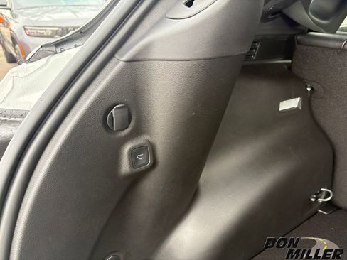 New 2026 Jeep Compass Limited image 25