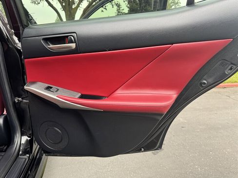 Used 2019 Lexus IS 300 F Sport image 38