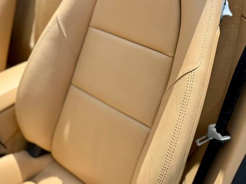 Used 2013 Porsche Boxster RWD image 34