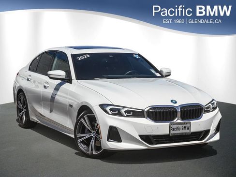 Used 2023 BMW 330e w/ Driving Assistance Package RWD image 1