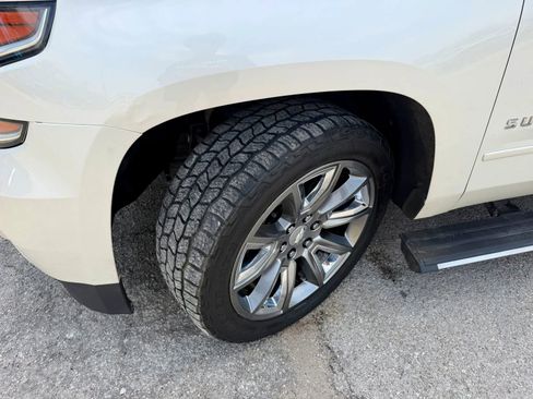 Used 2015 Chevrolet Suburban LTZ image 11