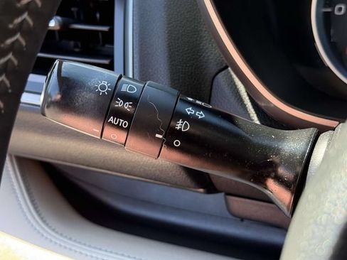 Used 2019 Subaru Ascent Touring w/ Popular Package #2A AWD/4WD image 25