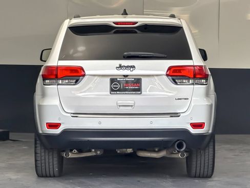 Used 2015 Jeep Grand Cherokee Limited RWD image 4