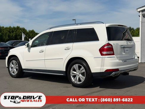 Used 2011 Mercedes-Benz GL 450 4MATIC image 3