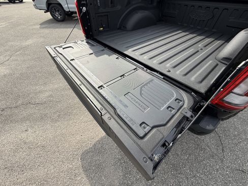 Certified 2022 Ford F150 Raptor w/ Equipment Group 801A High image 12