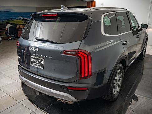 Used 2022 Kia Telluride EX w/ Towing Package AWD/4WD image 16