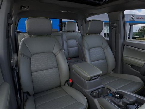 New 2025 Chevrolet Colorado ZR2 w/ Technology Package image 16