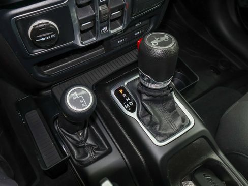 Used 2019 Jeep Wrangler Unlimited Sport S AWD/4WD image 26