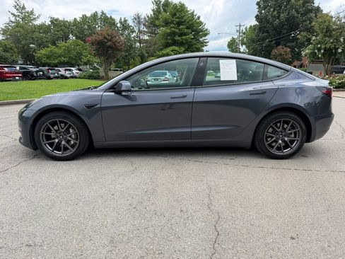 Used 2023 Tesla Model 3 Standard Range RWD image 8