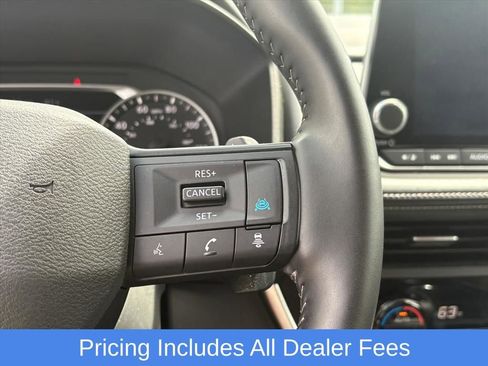 Used 2025 Nissan Rogue SV AWD/4WD image 15