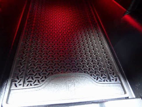 Used 2024 Mercedes-Benz E 350 E 350 image 40