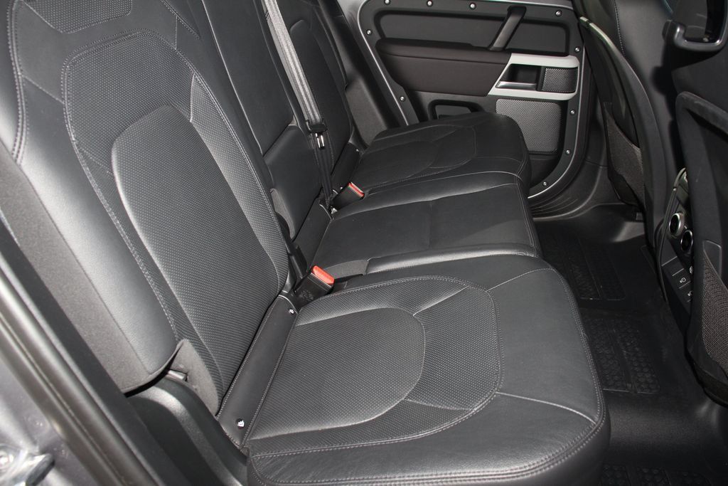 Used 2024 Land Rover Defender 110 S AWD/4WD image 23