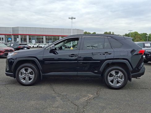 Certified 2024 Toyota RAV4 XLE image 4