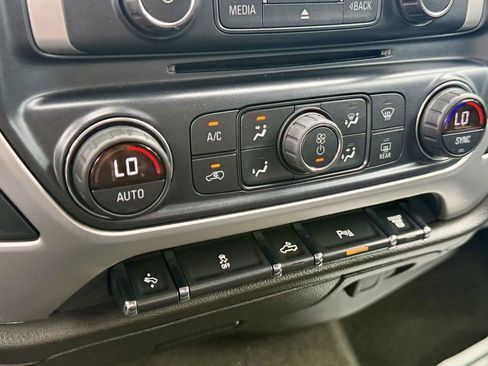 Used 2017 GMC Sierra 2500 SLT w/ Duramax Plus Package AWD/4WD image 23