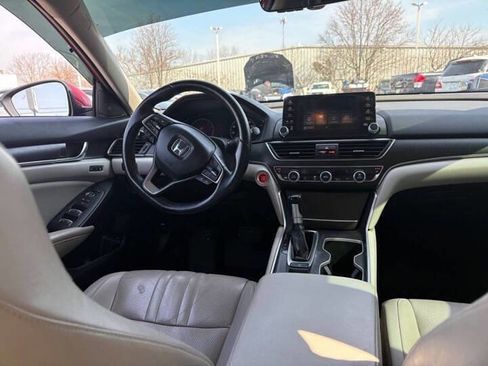 Used 2018 Honda Accord EX-L image 9
