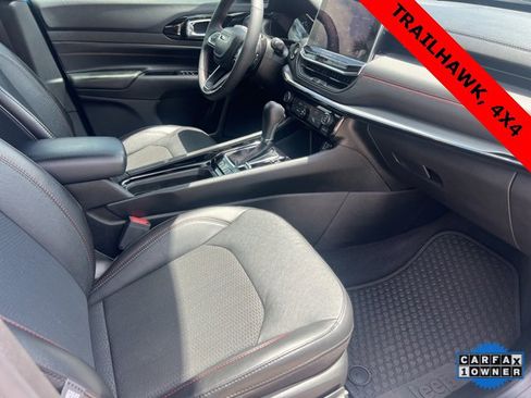 Used 2023 Jeep Compass Trailhawk w/ Trailhawk Convenience Group image 10
