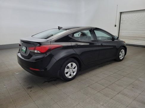 Used 2016 Hyundai Elantra SE image 10