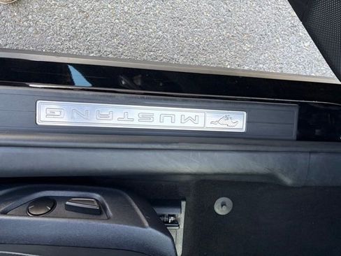 Used 2025 Ford Mustang Premium image 36