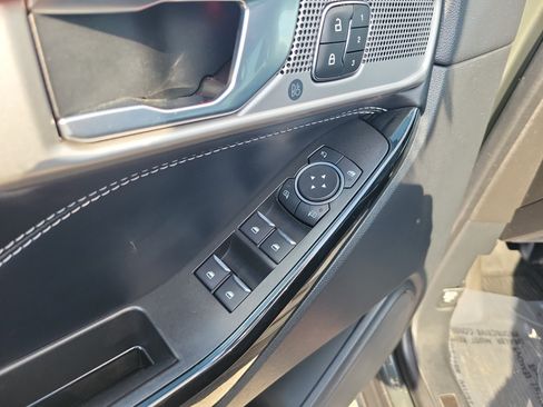 Used 2022 Ford Explorer ST w/ Equipment Group 401A AWD/4WD image 21