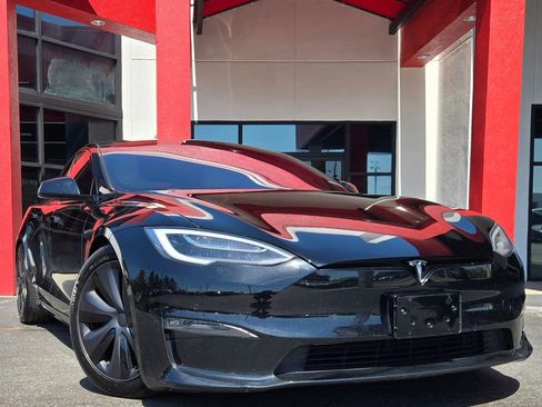 Used 2022 Tesla Model S AWD/4WD image 11