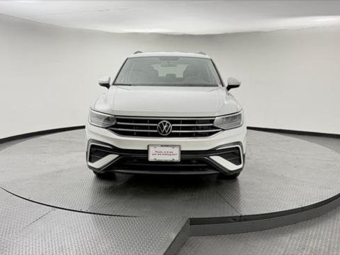 Used 2022 Volkswagen Tiguan S AWD/4WD image 12